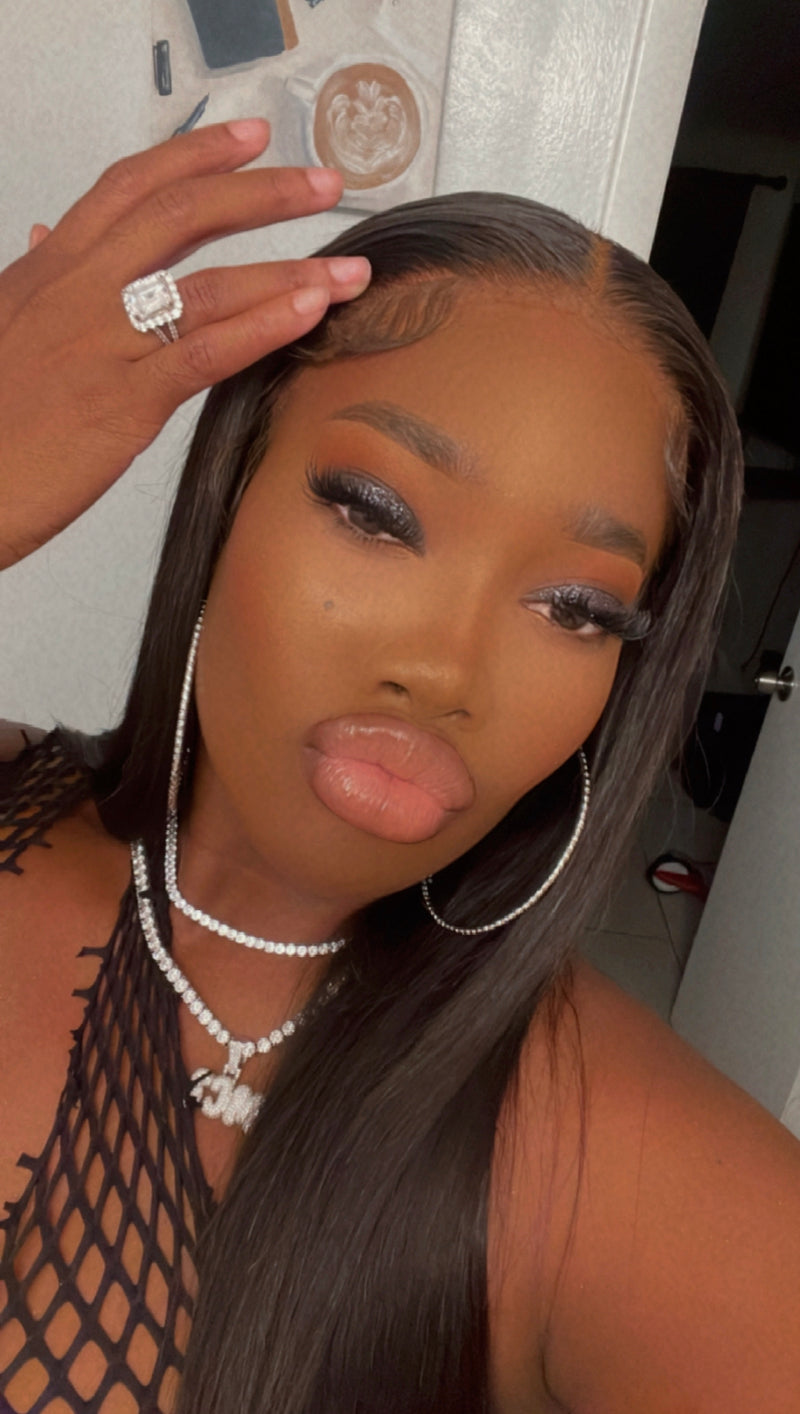 HD LACE FRONTAL STRAIGHT WIG (pre order)